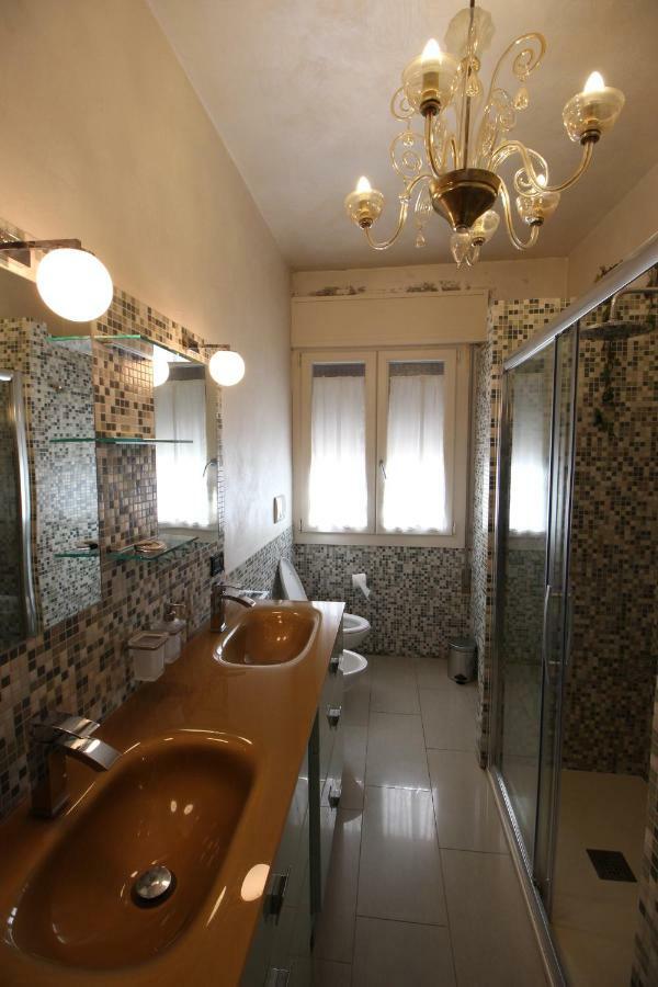 Casa-Mia Apartment Местре Екстериор снимка